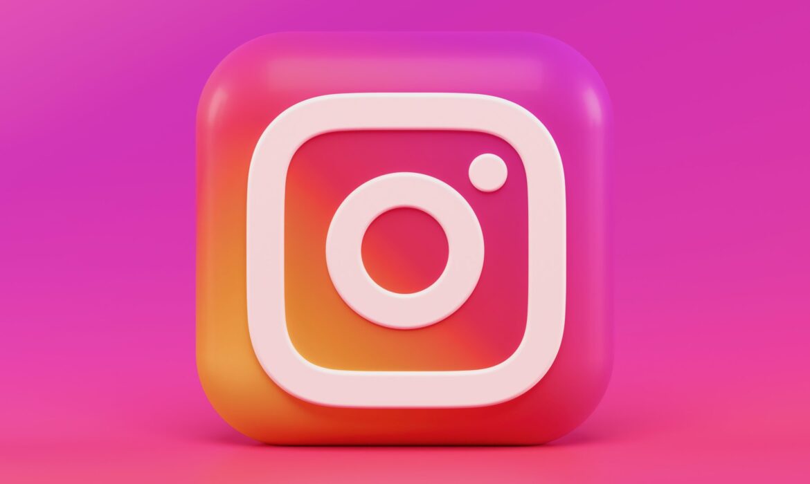 Que signifie CF sur Instagram ?